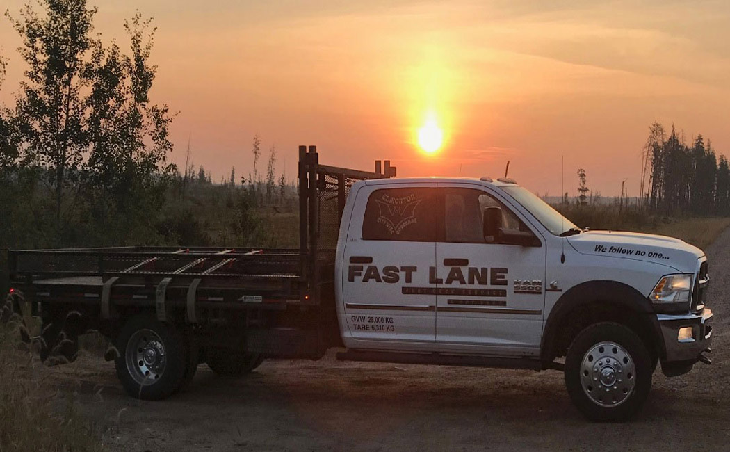 Trucking Company | Trucking Fleet | Edmonton AB | Fast Lane Transport Hot & Shot